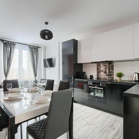 Oomph Warsaw Central Premium Apartments Екстериор снимка
