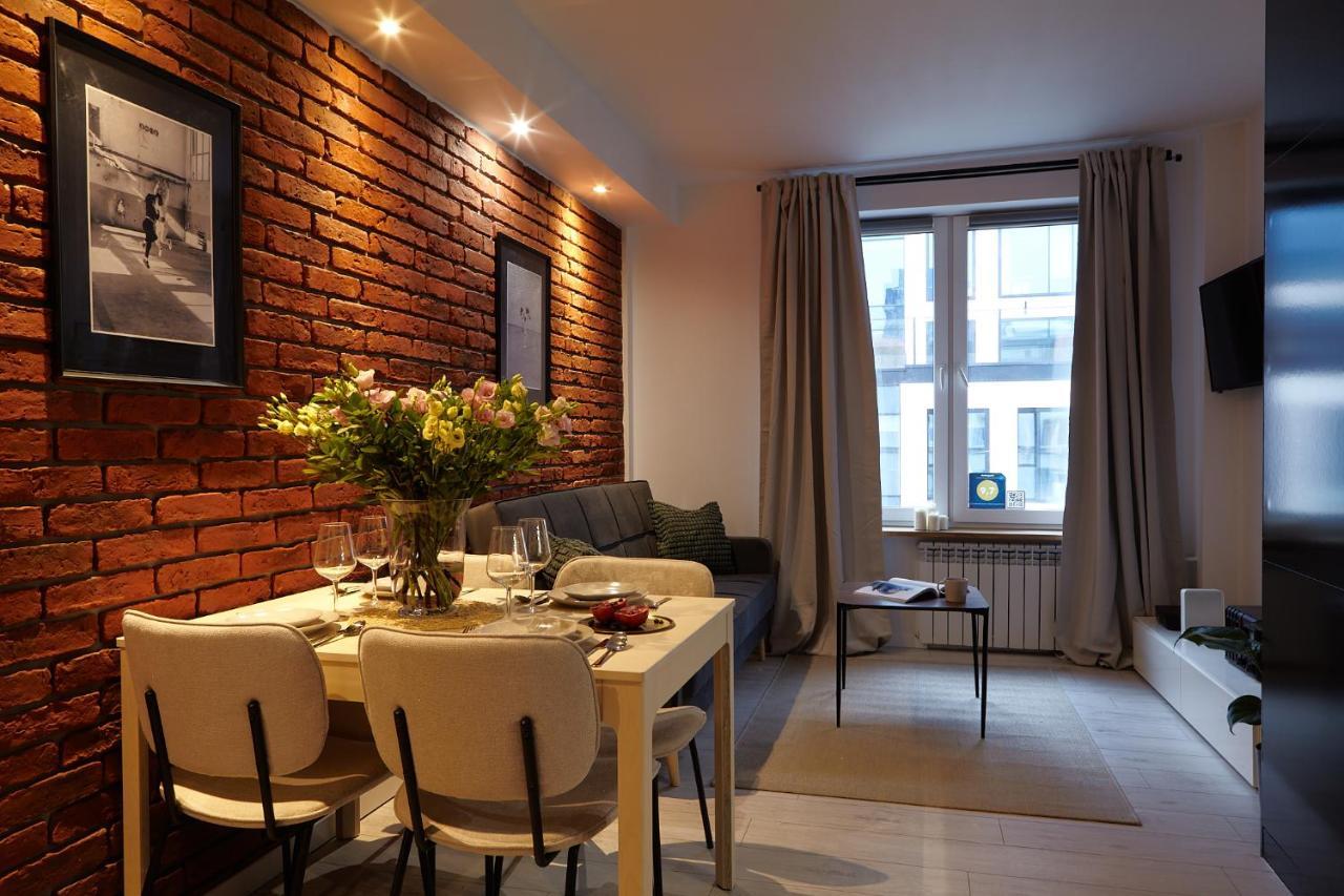 Oomph Warsaw Central Premium Apartments Екстериор снимка